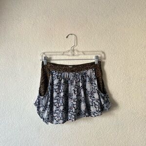 Kimchi Blue Blue and Brown Floral Mini Skort